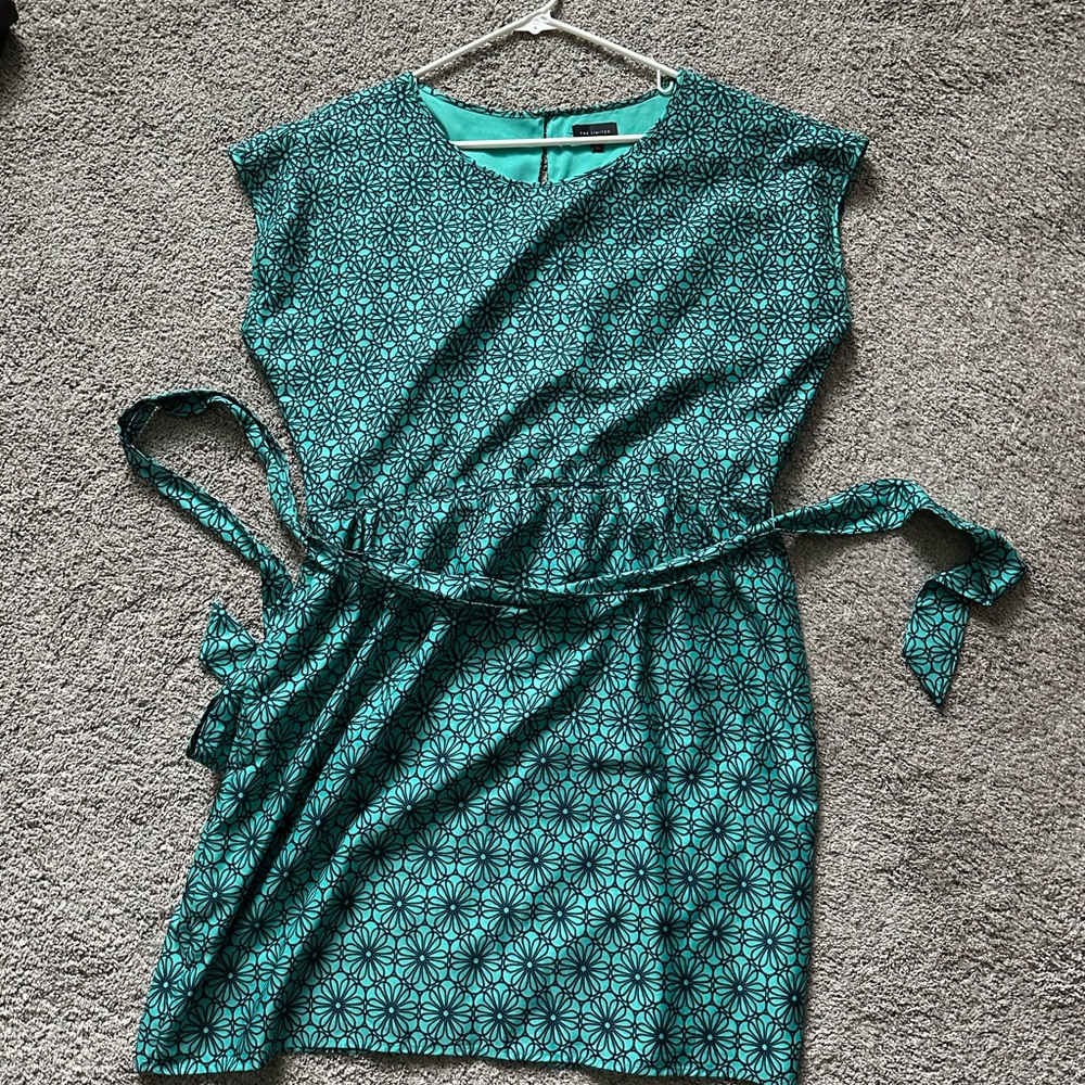 Limited cap sleeve dress - great for Easter - size xl. Fits tts.